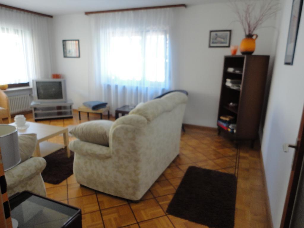 Ferienwohnung Toska Pfaffenweiler Room photo
